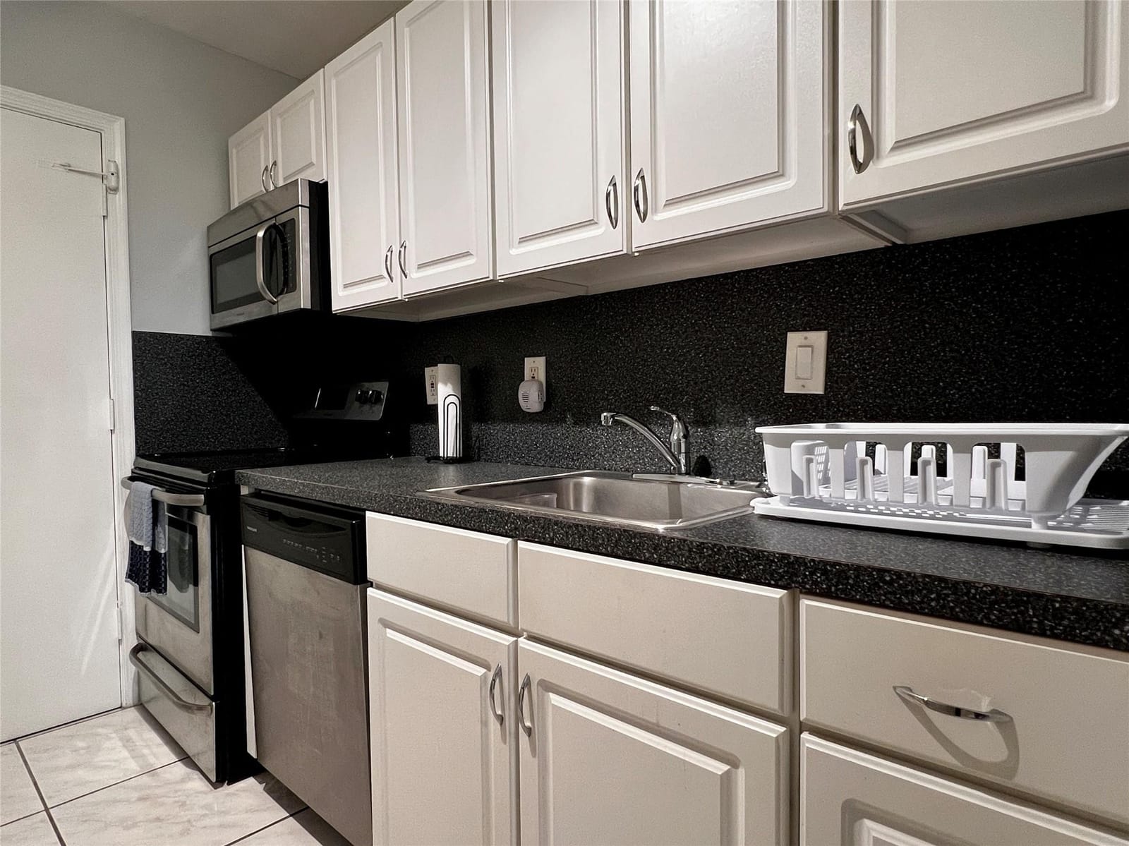 2271 NE 68TH Street 2028, Fort Lauderdale, FL 33308 photo 14