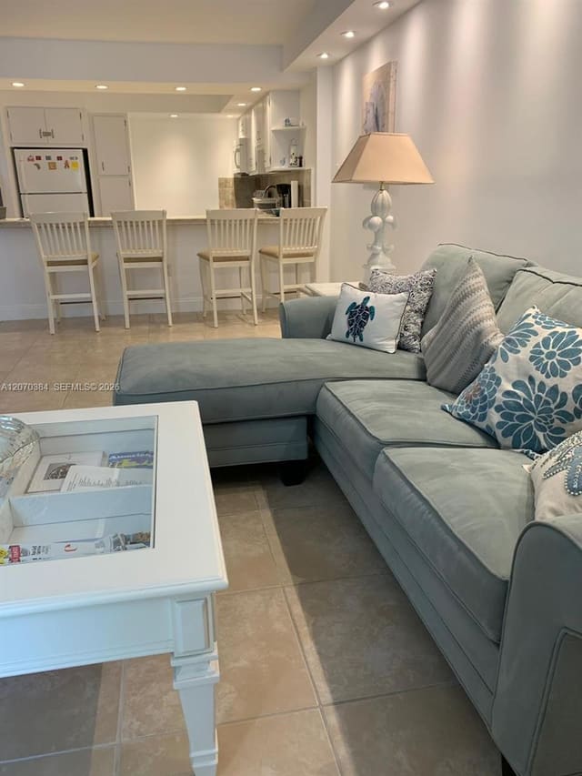 5701 Collins Avenue 311, Miami Beach, FL 33140