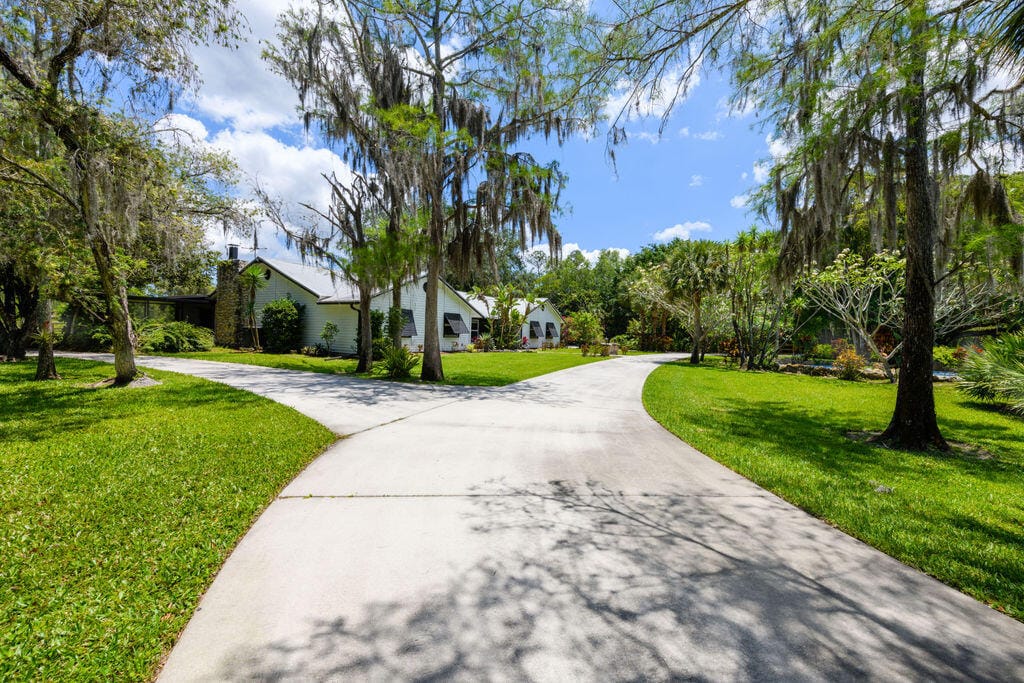 12856 Arrowwood Drive — photo 7