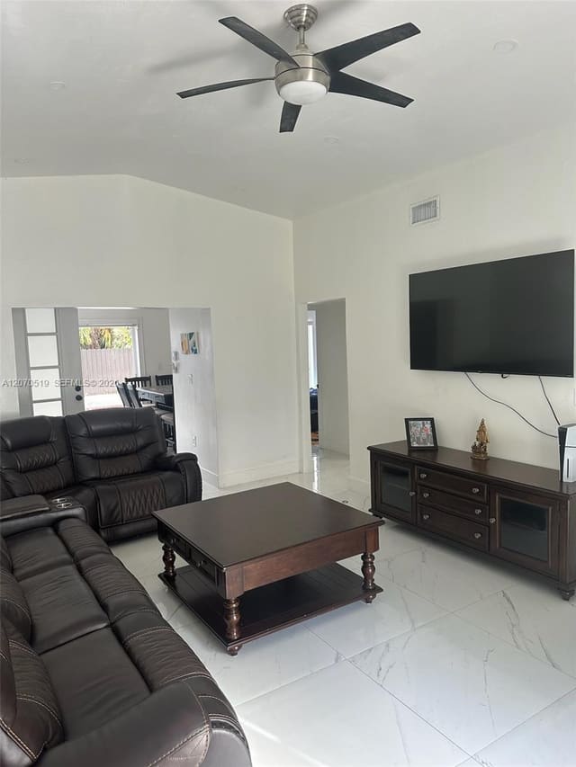 11818 SW 273rd Lane, Homestead, FL 33032