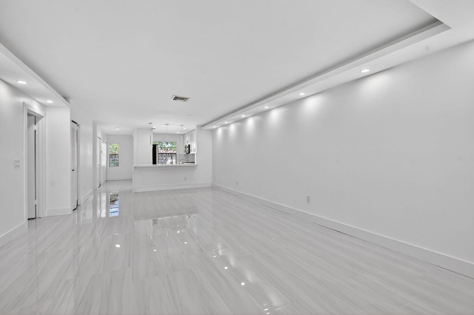 9272 Vista Del Lago 28F, Boca Raton, FL 33428 photo 16