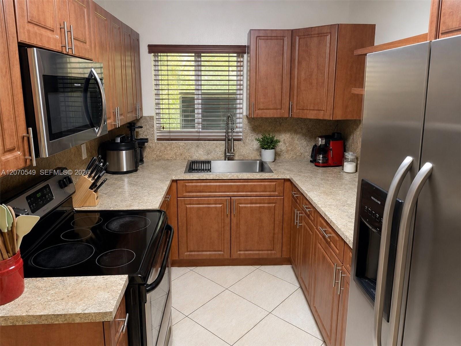 3312 NW 182nd Street, Miami Gardens, FL 33056 photo 7