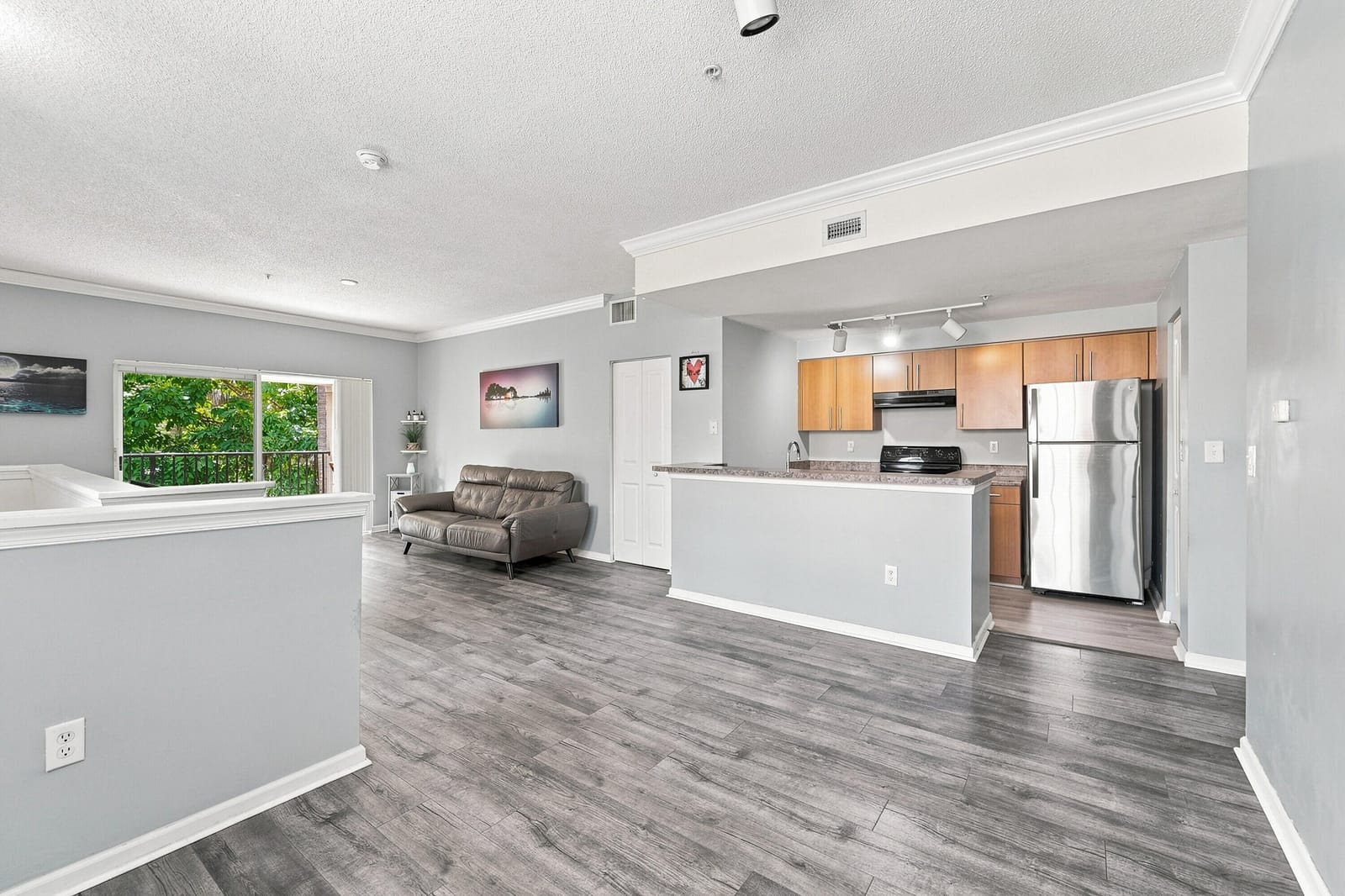 5940 W Sample Road 308 — photo 2