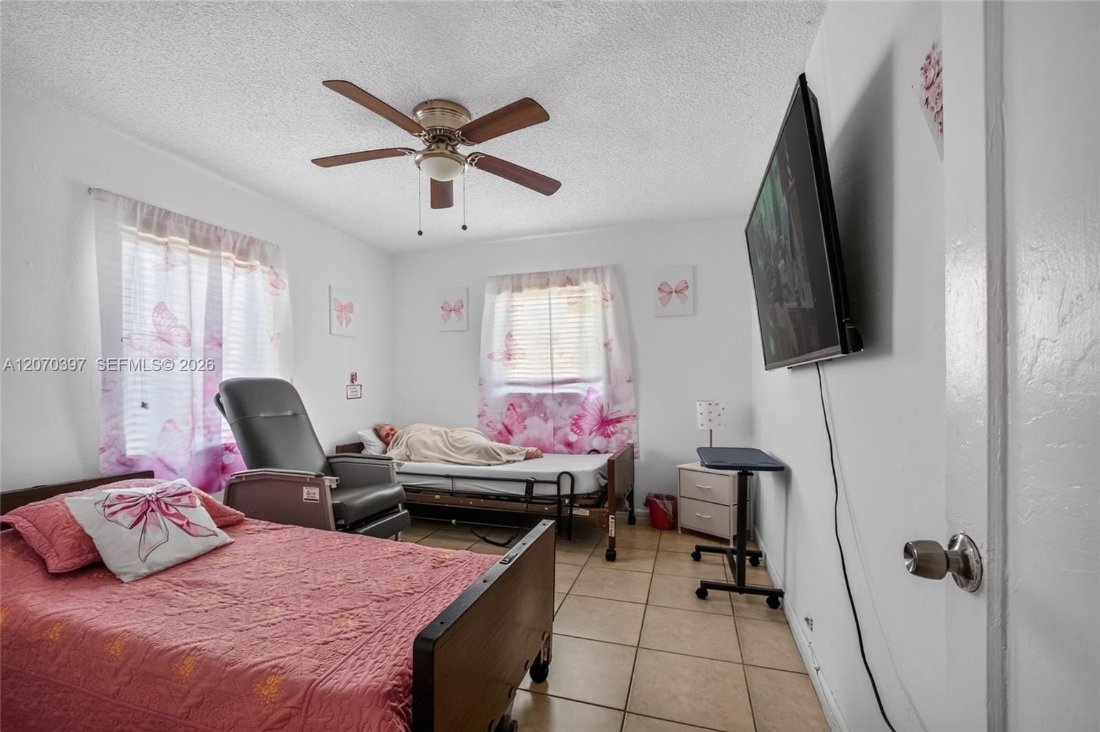By Request SW By Request 42, Miami, FL 33155