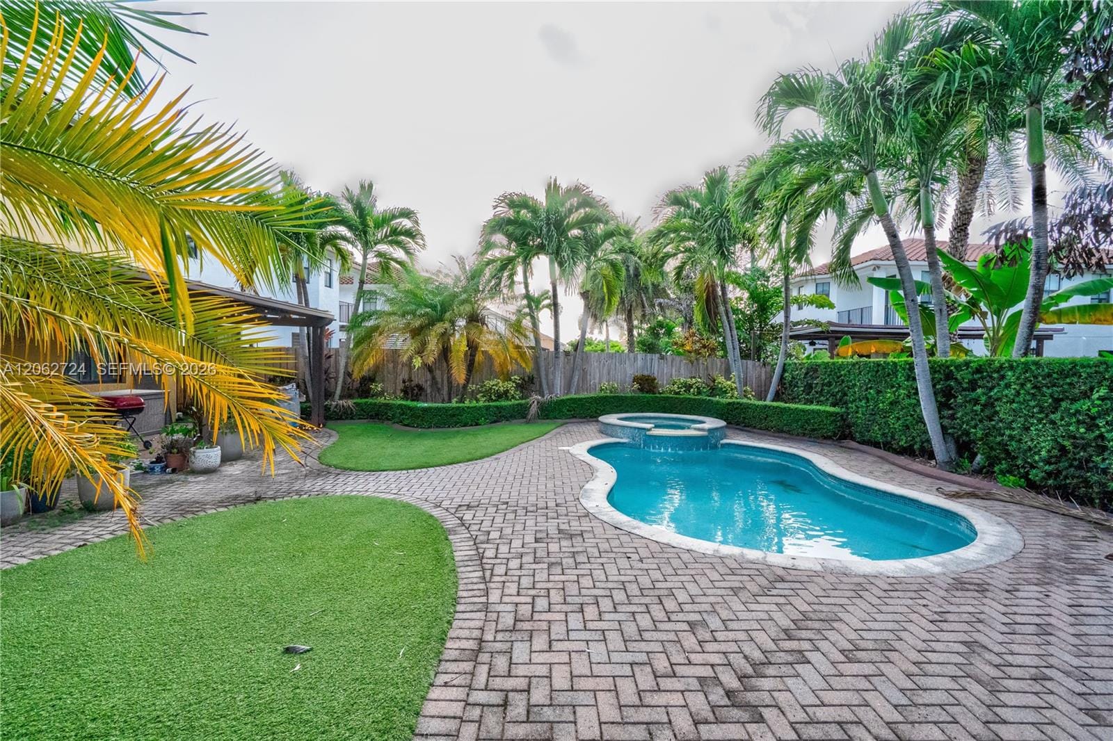 9721 NW 8th Terrace, Miami, FL 33172 photo 30