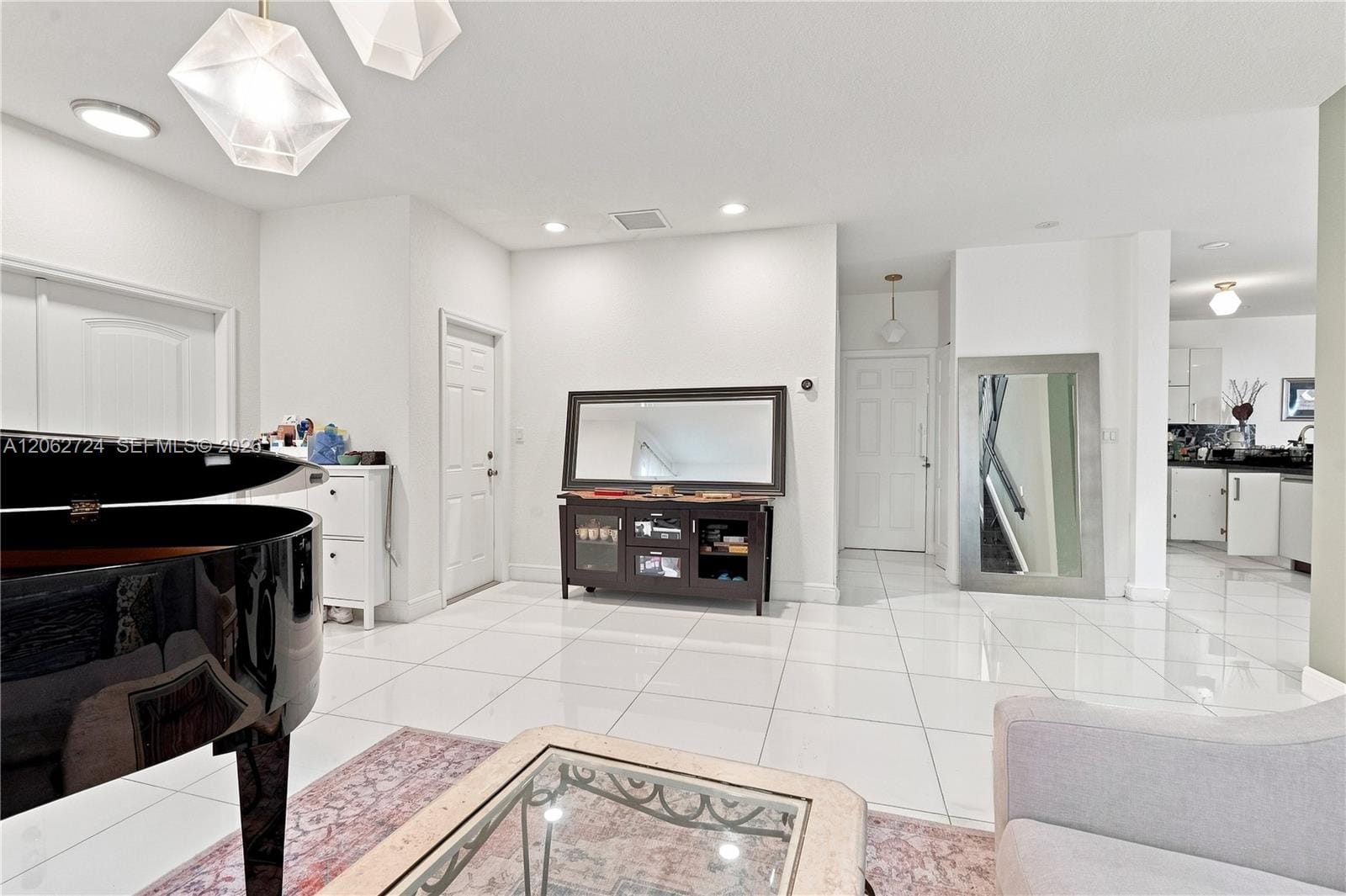 9721 NW 8th Terrace, Miami, FL 33172 photo 9