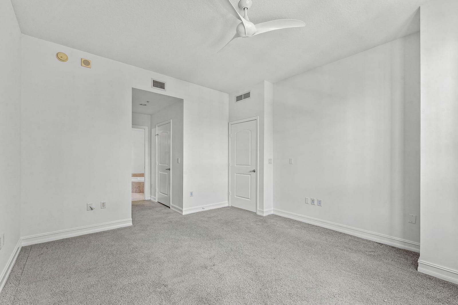 701 S OLIVE Avenue 1203 — photo 11