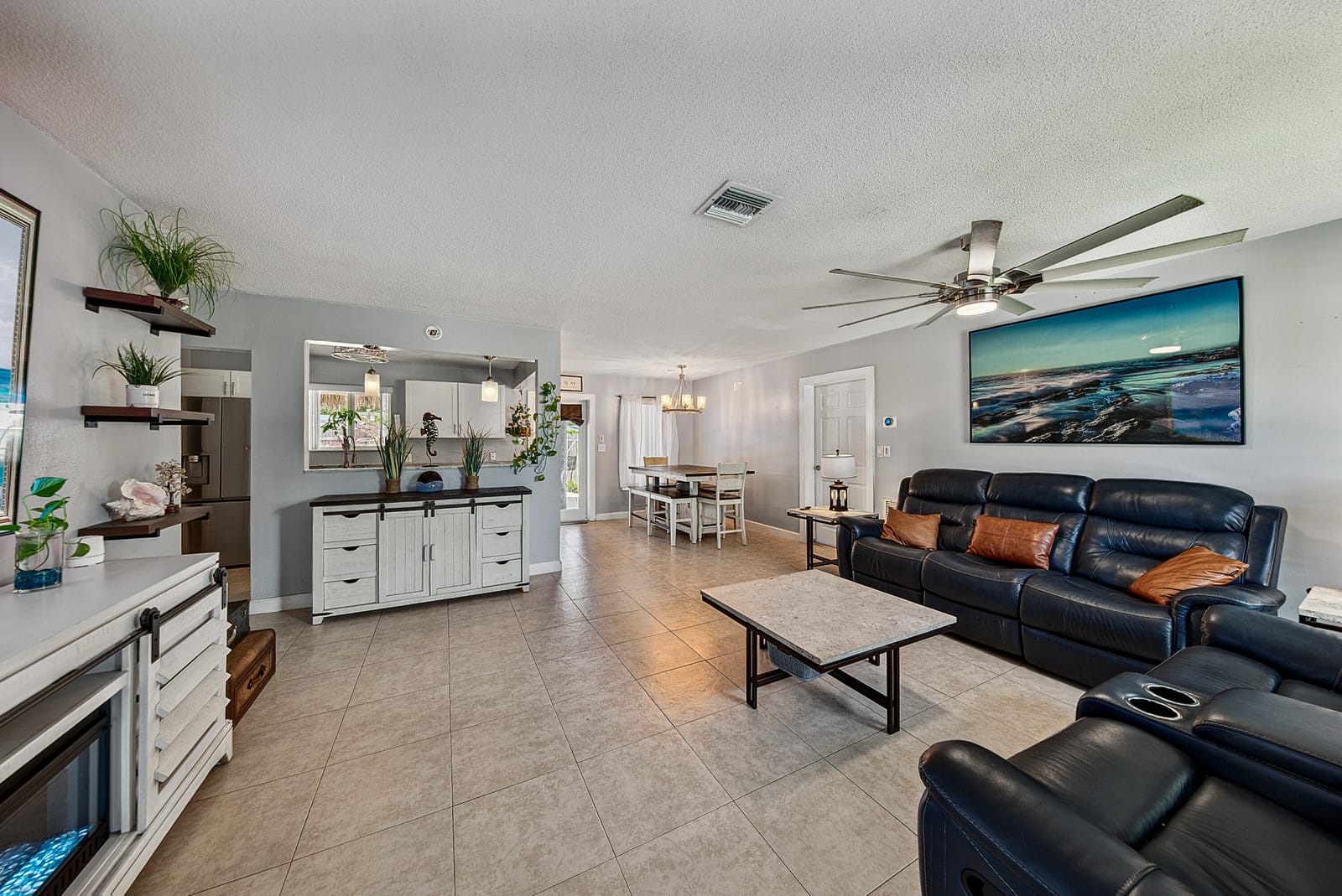 1419 SE 1ST Way — photo 3