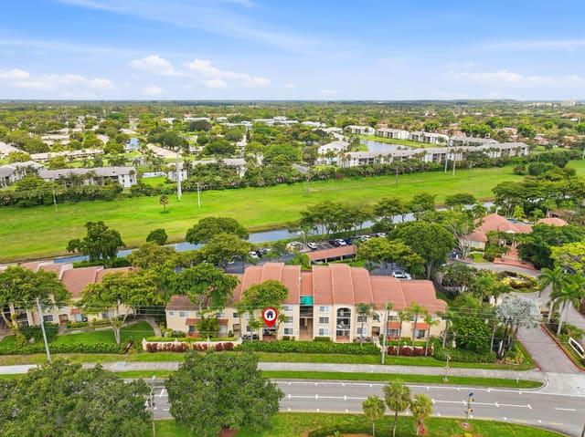 1707 VILLAGE Boulevard 108, West Palm Beach, FL 33409