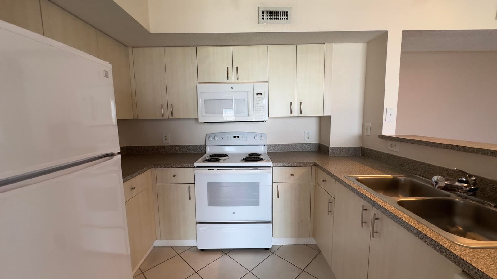 1801 N FLAGLER Drive 630 — photo 4