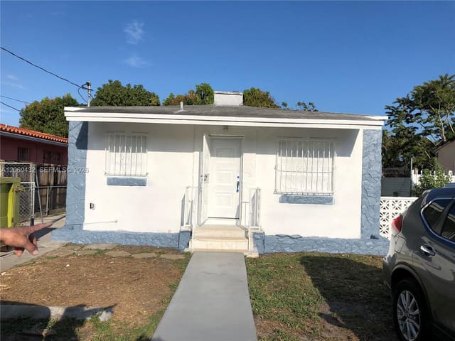 2053 SW 60th Avenue, Coral Way Pk Sec D, Miami, FL