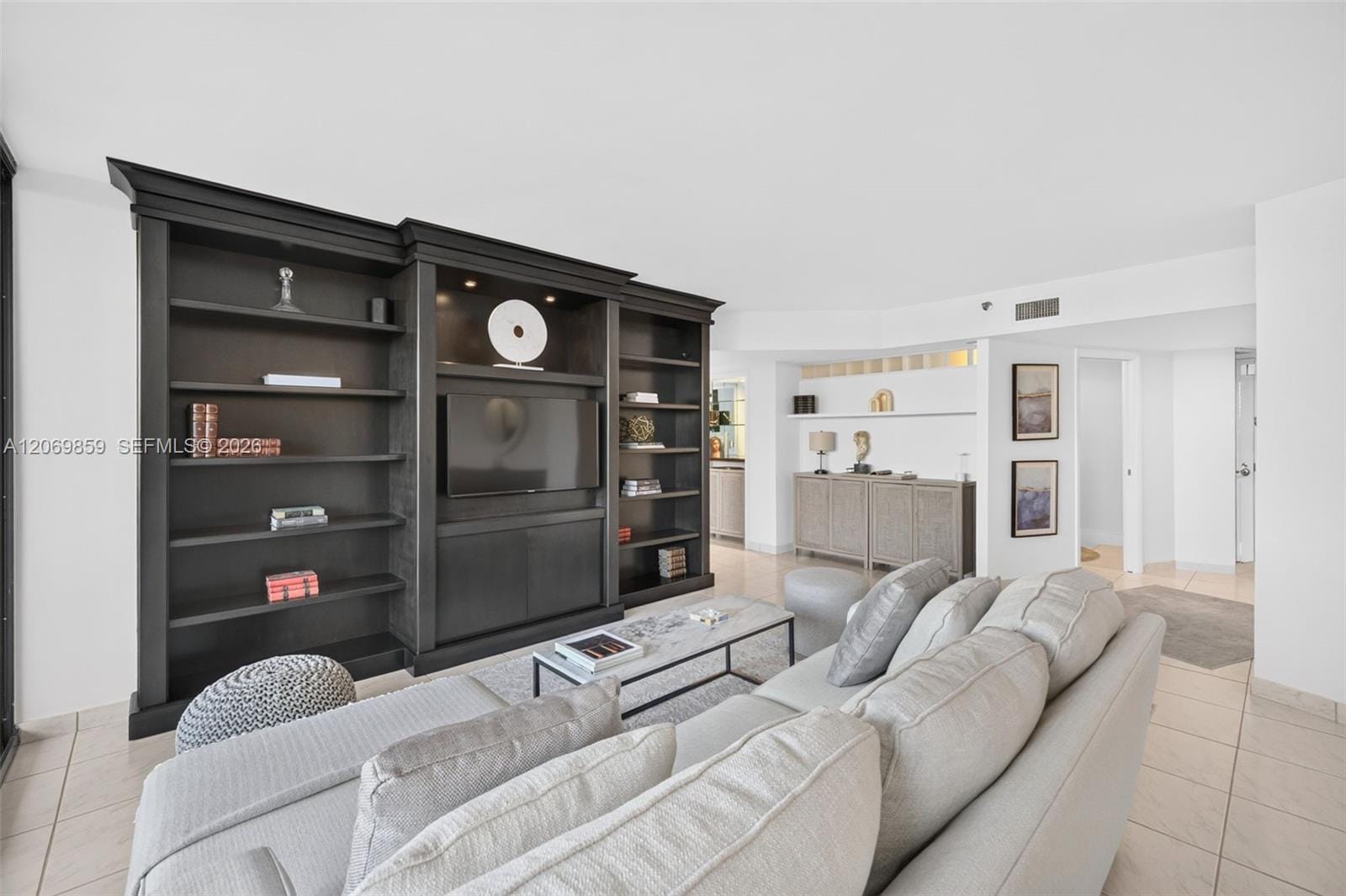 1000 Island Boulevard 405, Aventura, FL 33160 photo 13
