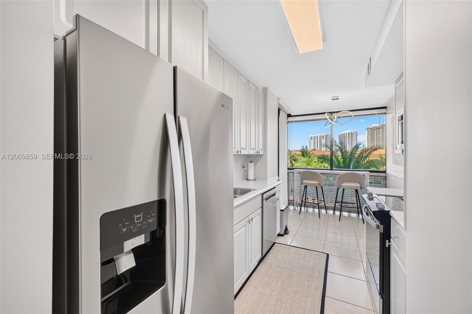 1000 Island Boulevard 405, Aventura, FL 33160 photo 17