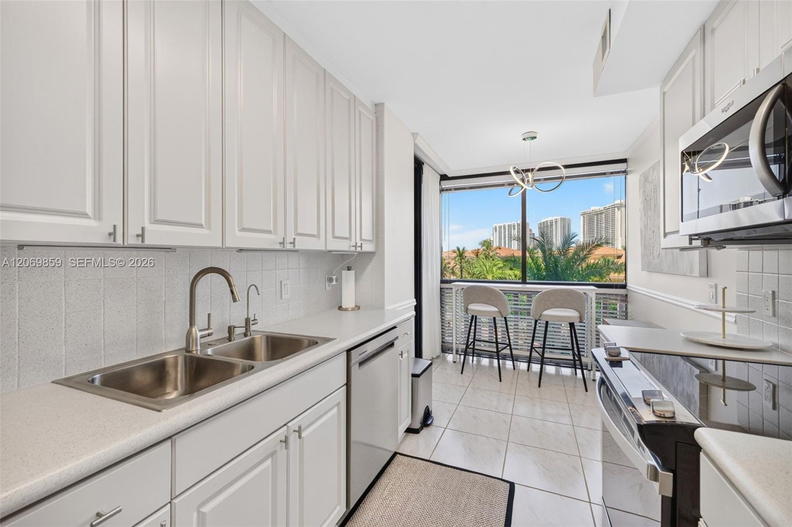 1000 Island Boulevard 405, Aventura, FL 33160 photo 18