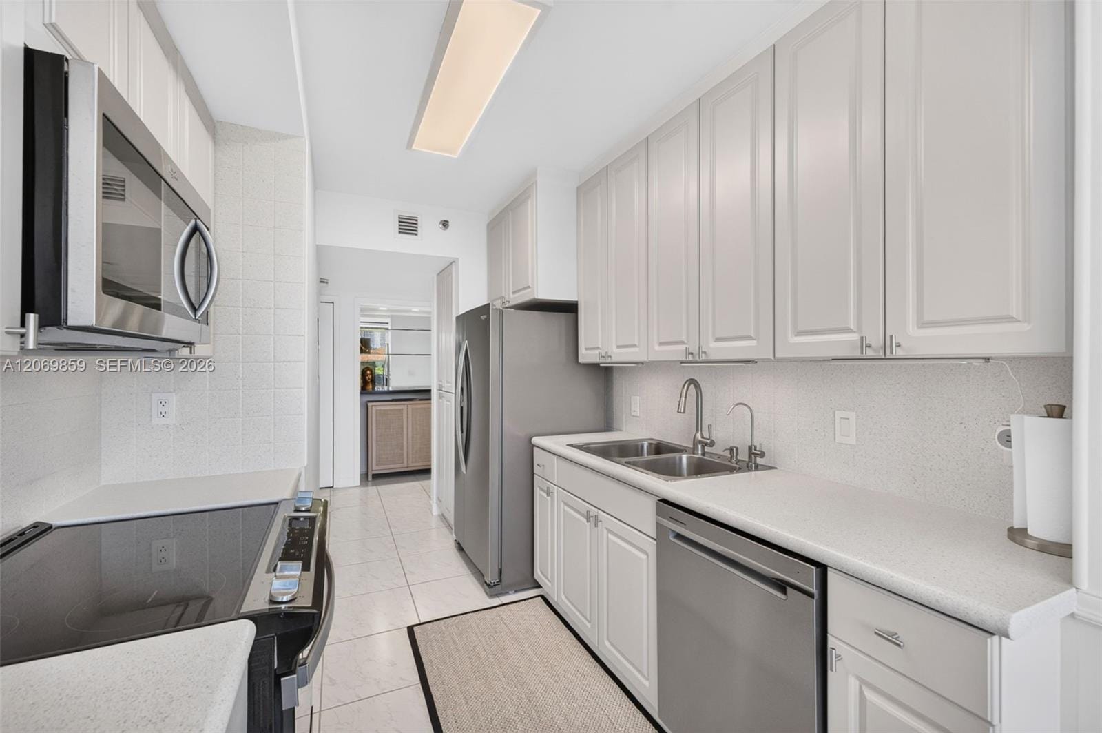 1000 Island Boulevard 405, Aventura, FL 33160 photo 21