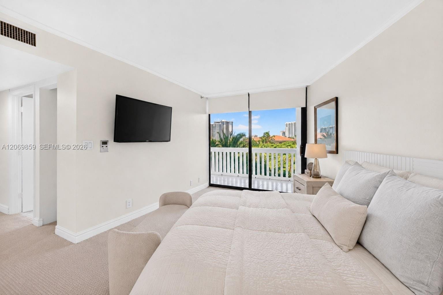 1000 Island Boulevard 405, Aventura, FL 33160 photo 26