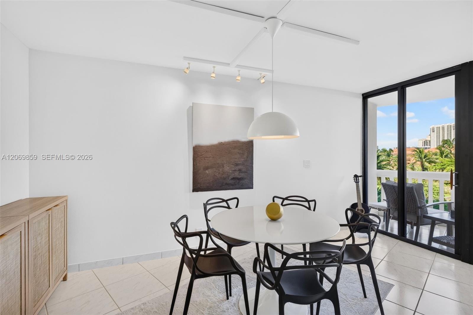 1000 Island Boulevard 405, Aventura, FL 33160 photo 5