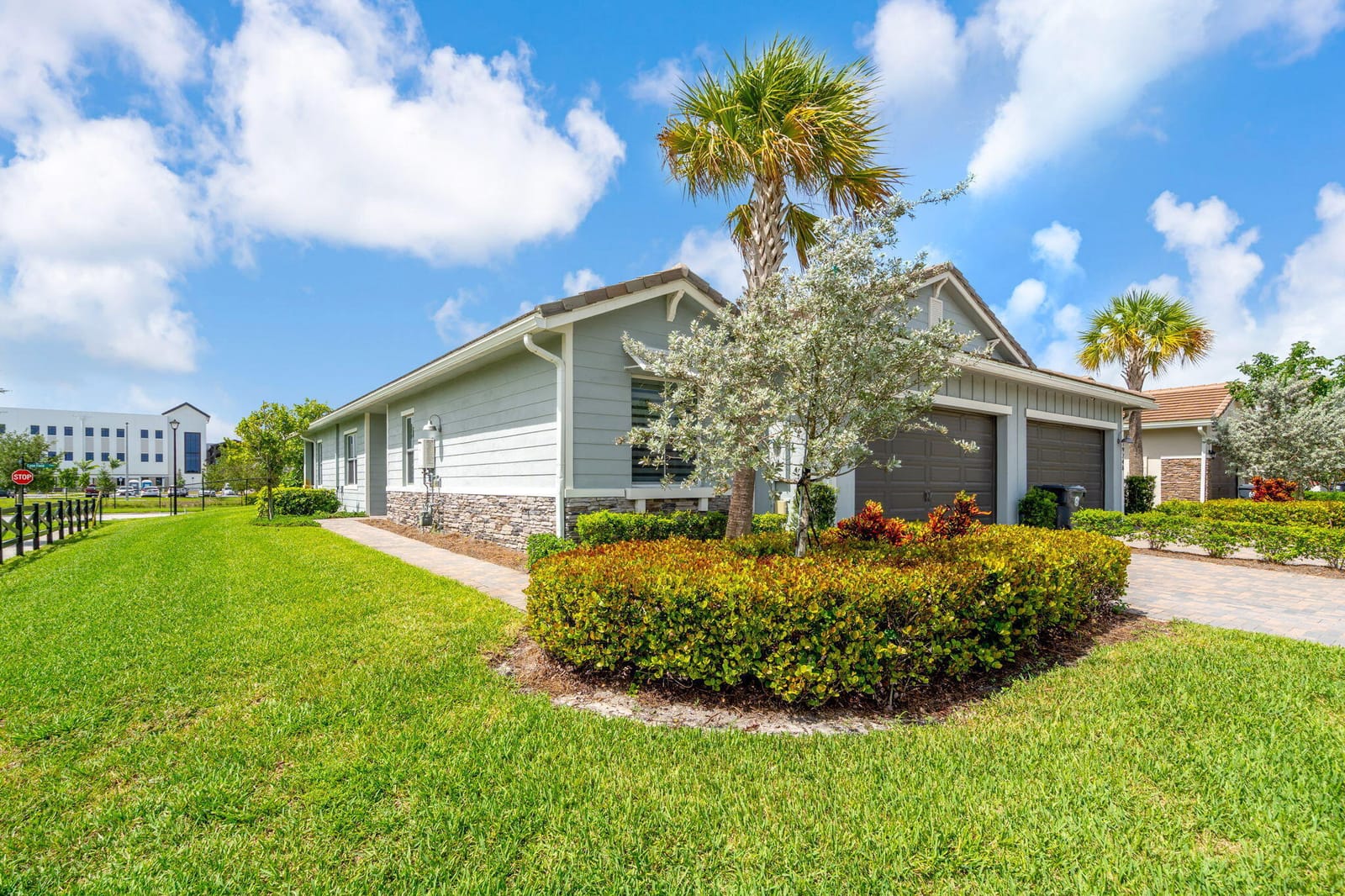 19742 WEATHERVANE Way, The Acreage, FL 33470 photo 2