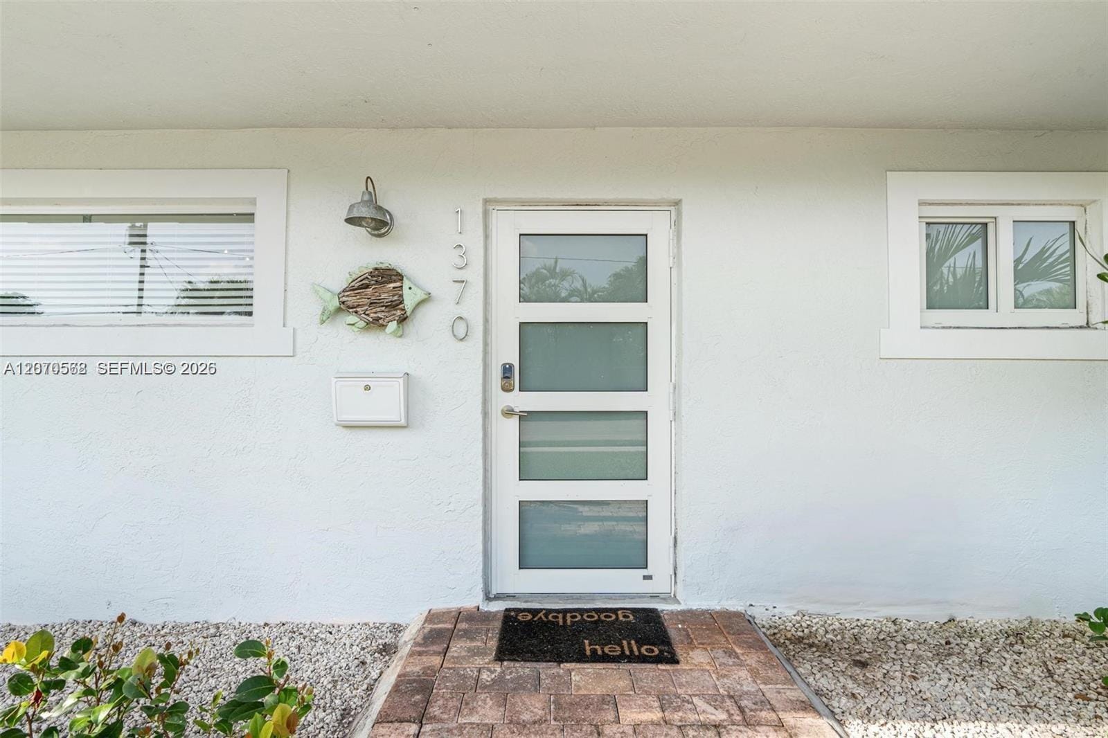 1370 NE 40th Drive, Oakland Park, FL 33334 photo 8