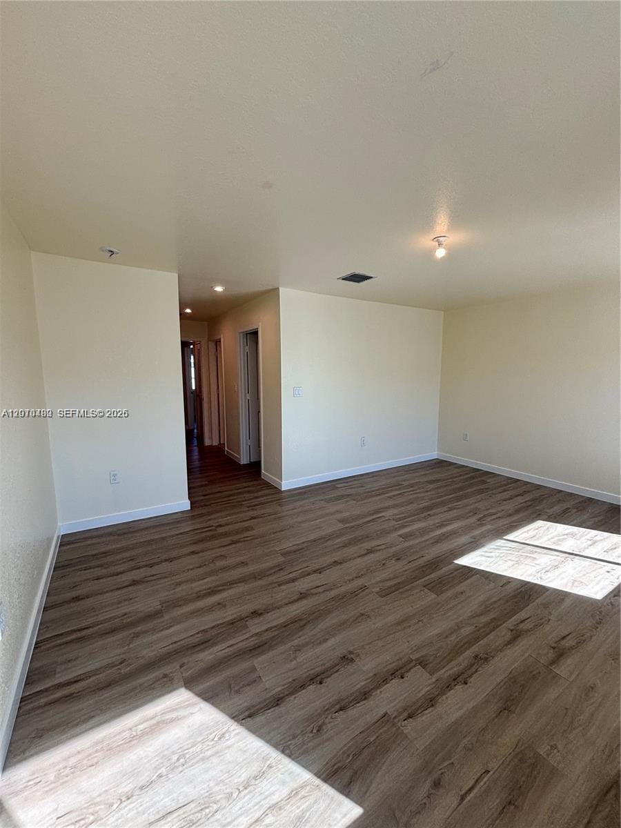 1021 NW 5th Street — photo 5