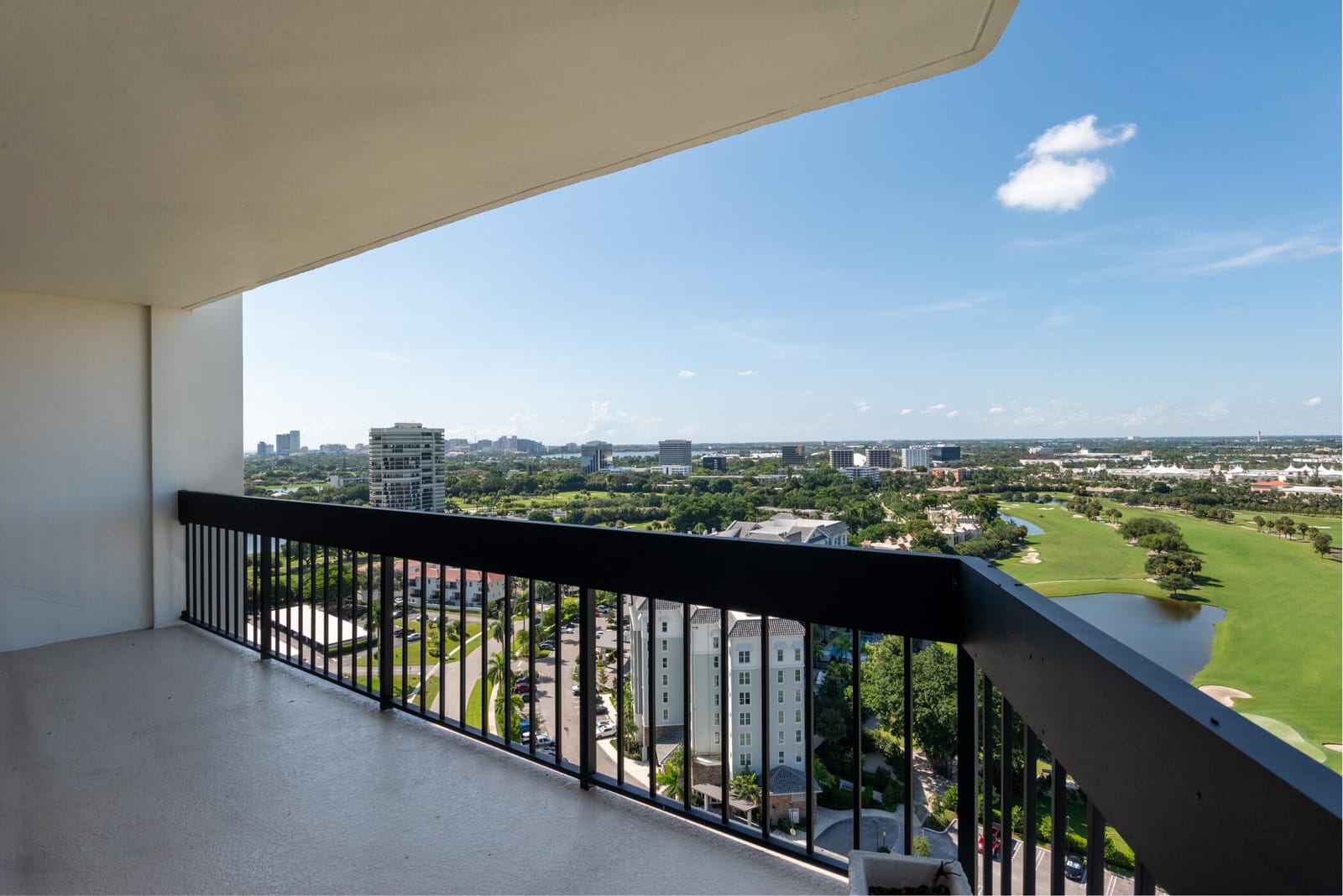 2400 PRESIDENTIAL Way PH6 — photo 10