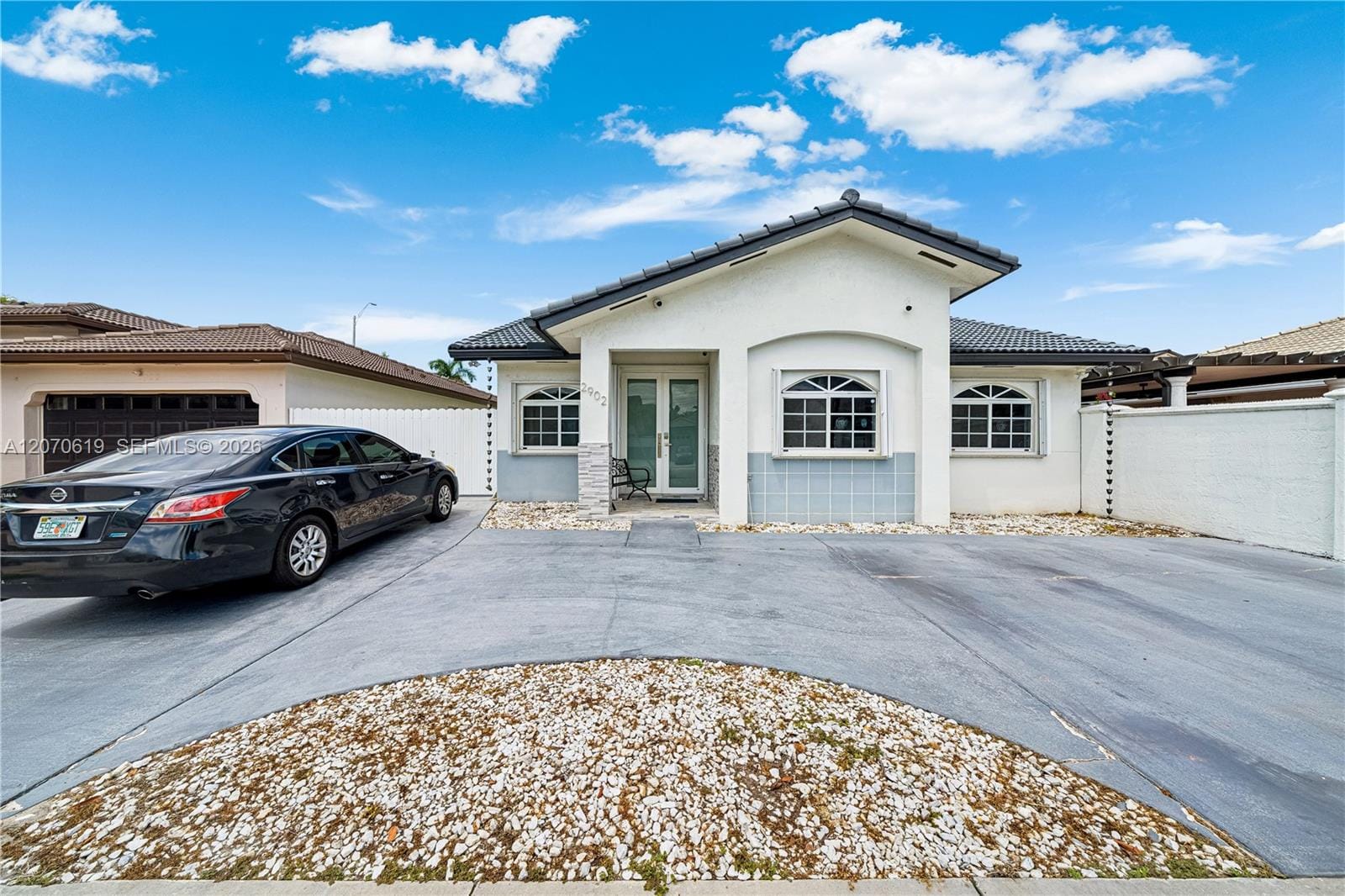 2902 SW 136th Court — photo 3