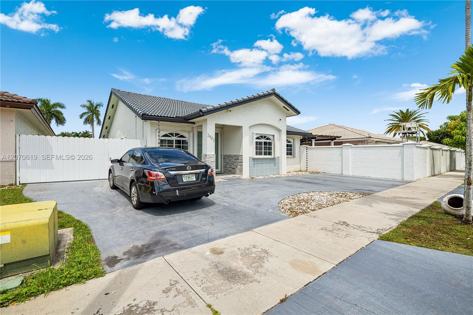 2902 SW 136th Court — photo 4