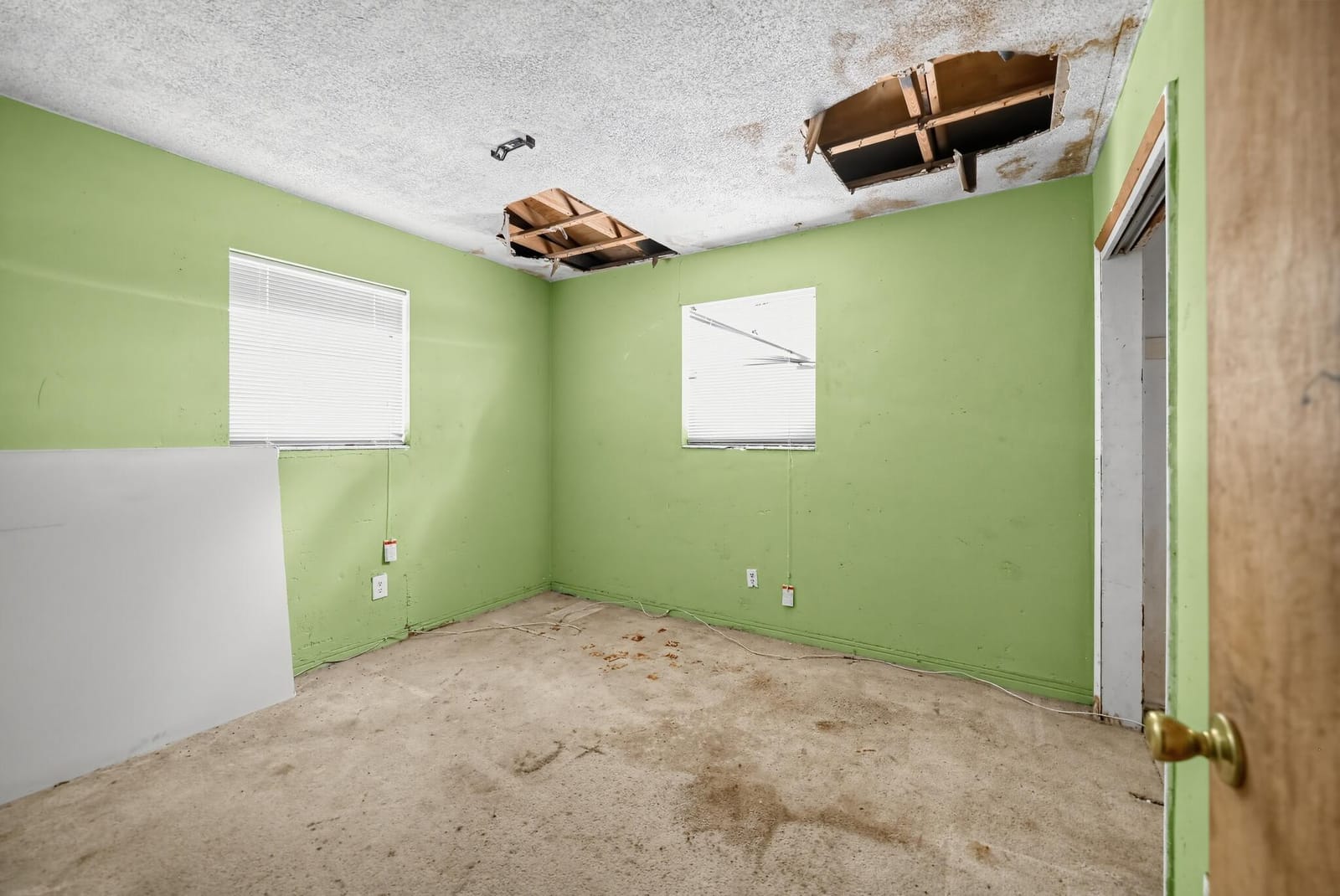 5450 FLETCHER Street — photo 7