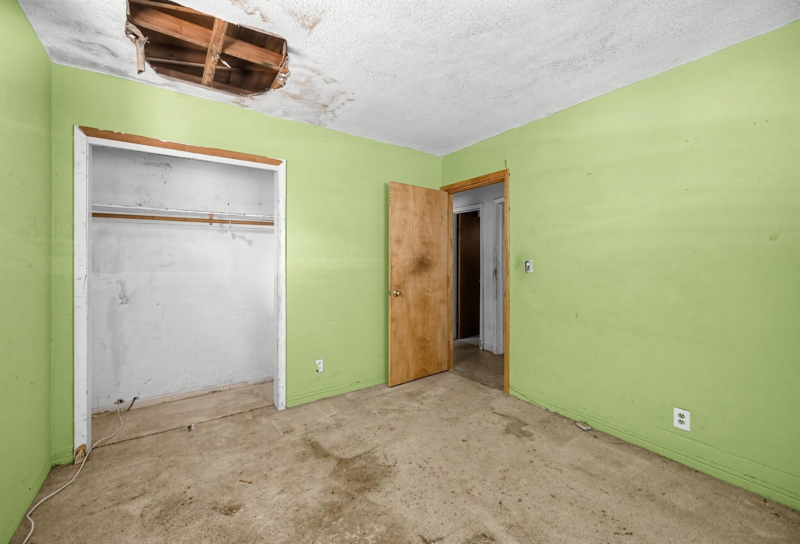 5450 FLETCHER Street — photo 8