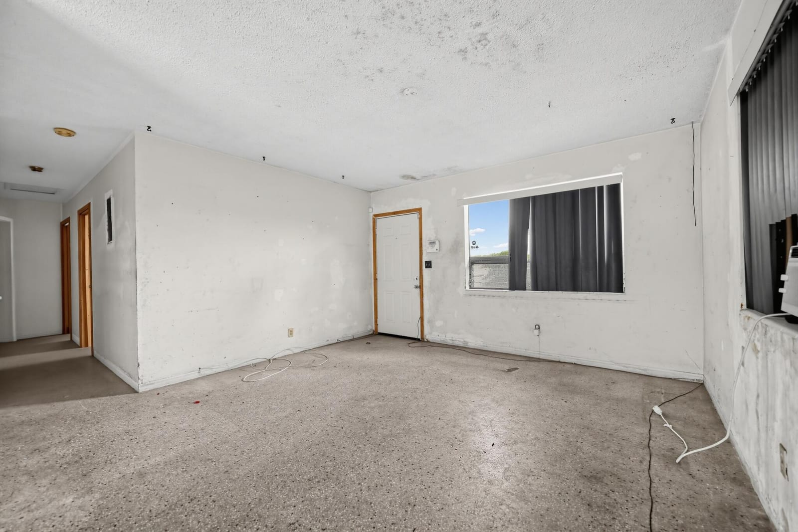 5450 FLETCHER Street — photo 12