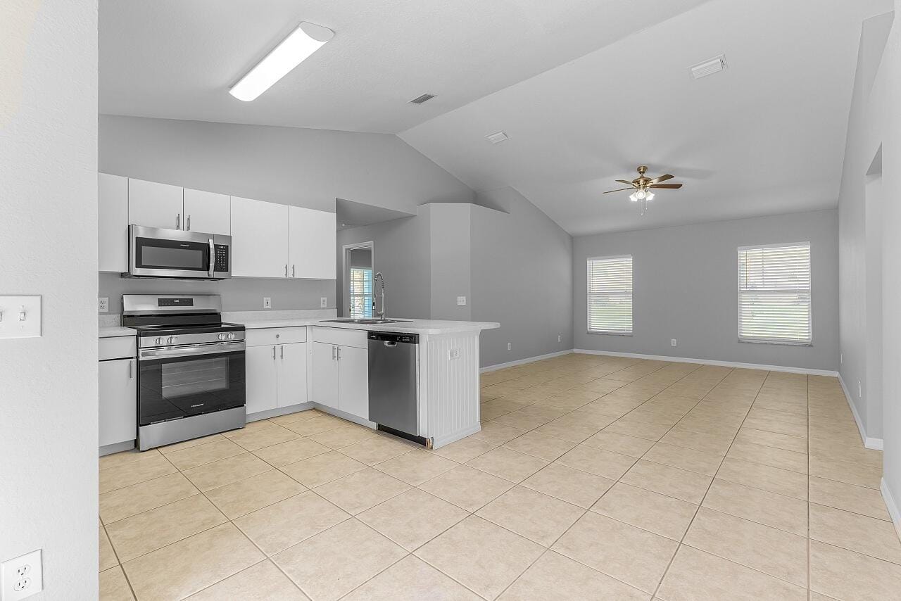 230 13th Street SW, Vero Beach, FL 32962 photo 9