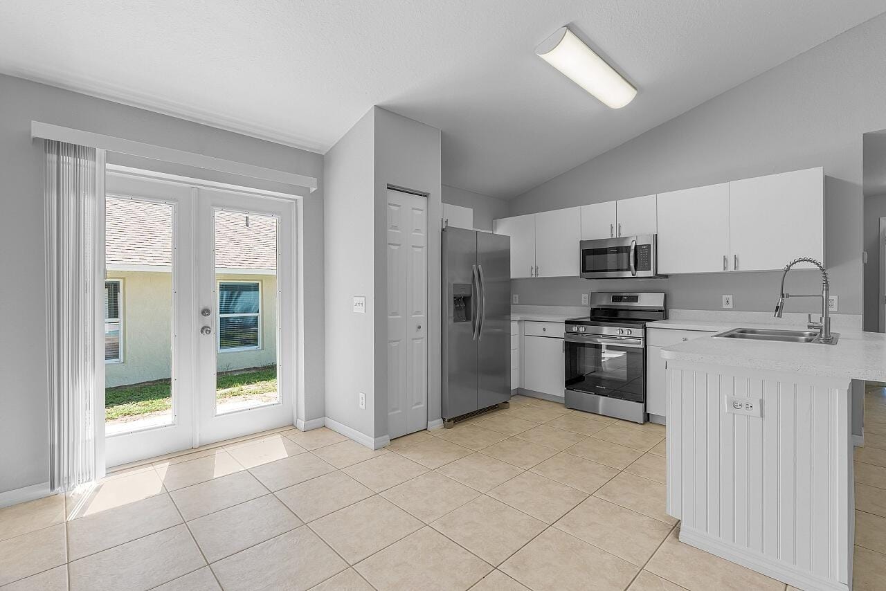 230 13th Street SW, Vero Beach, FL 32962 photo 10