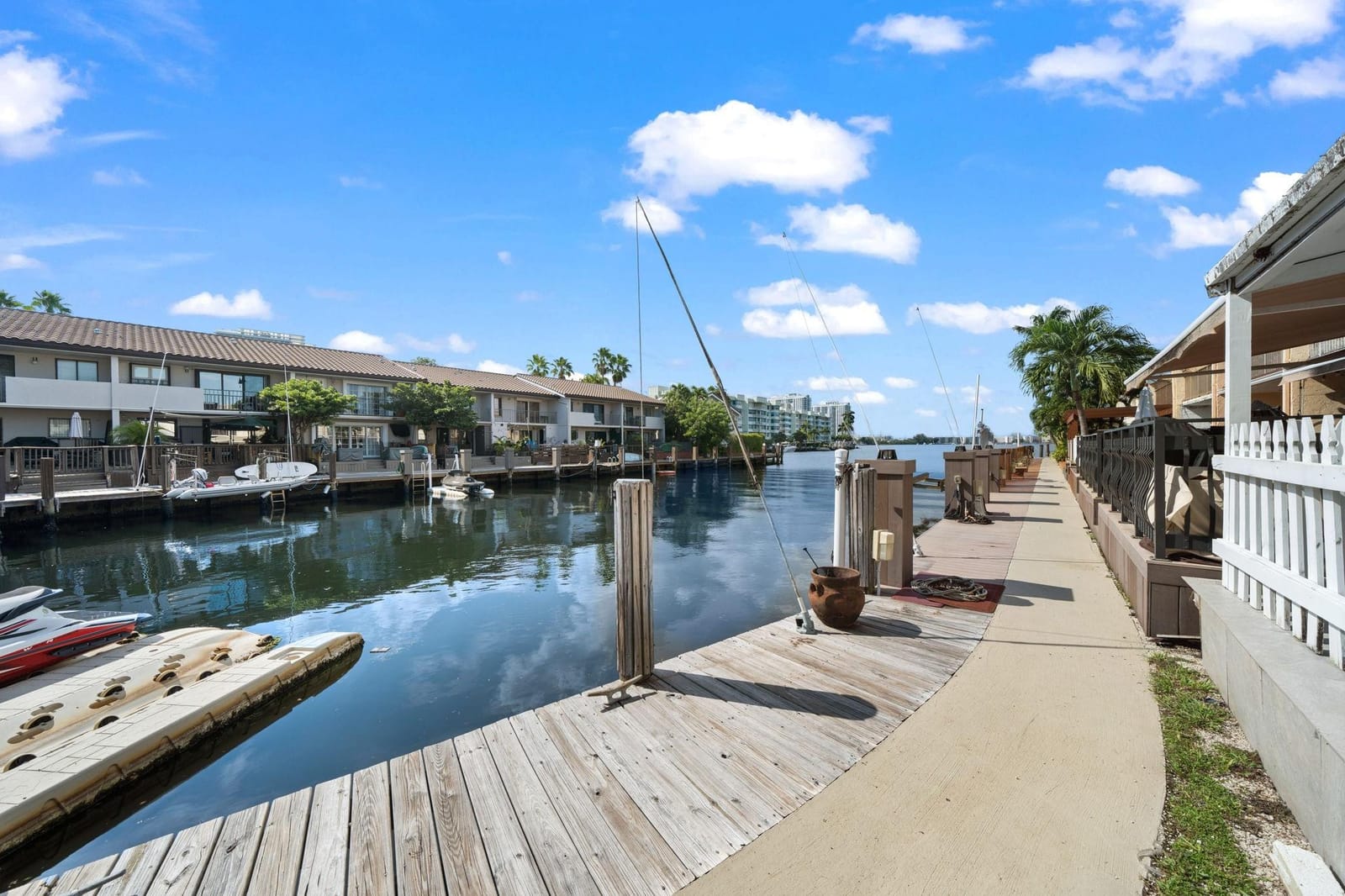 16470 NE 27TH Place 35, North Miami Beach, FL 33160 photo 14