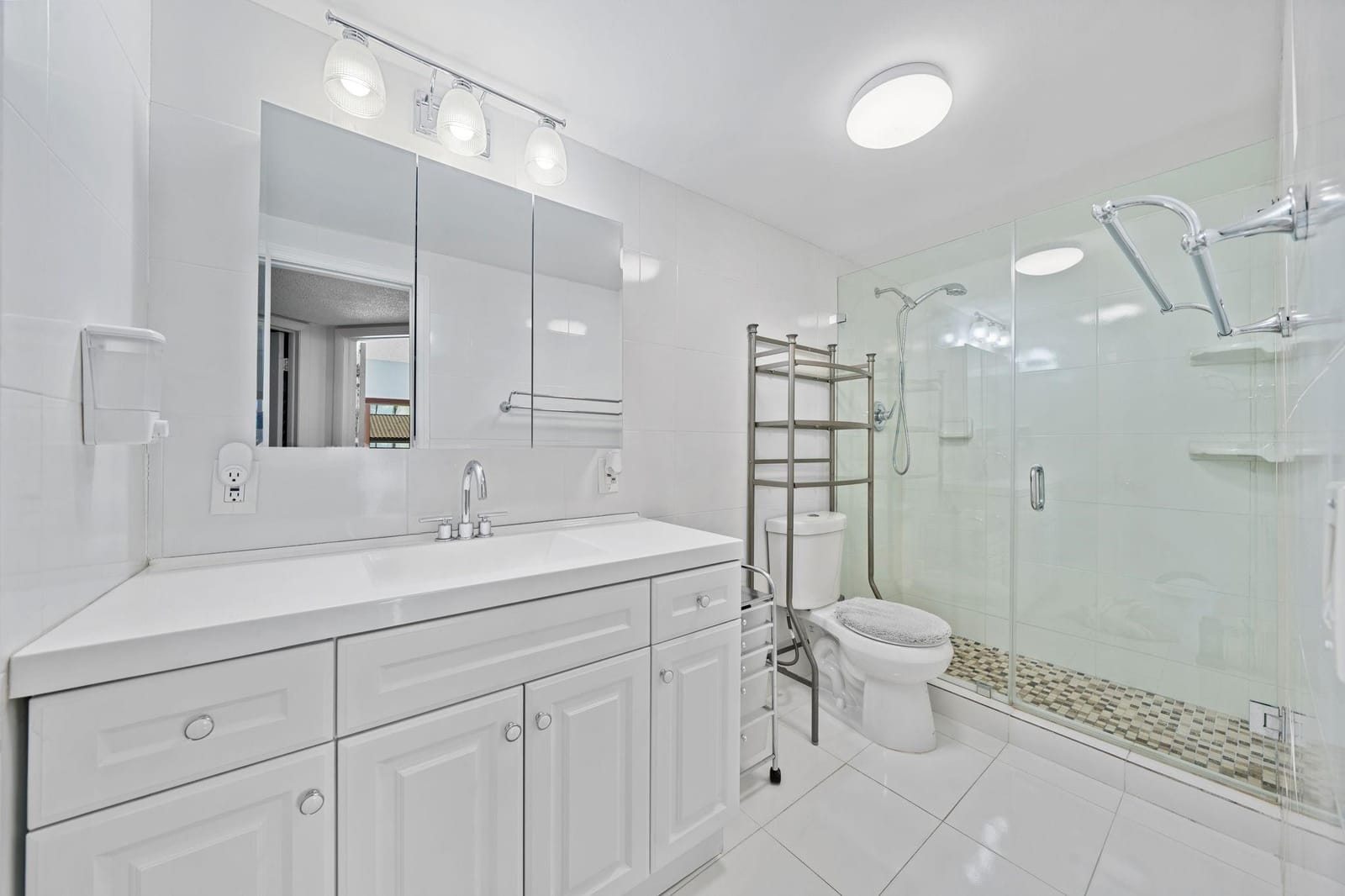 16470 NE 27TH Place 35, North Miami Beach, FL 33160 photo 17