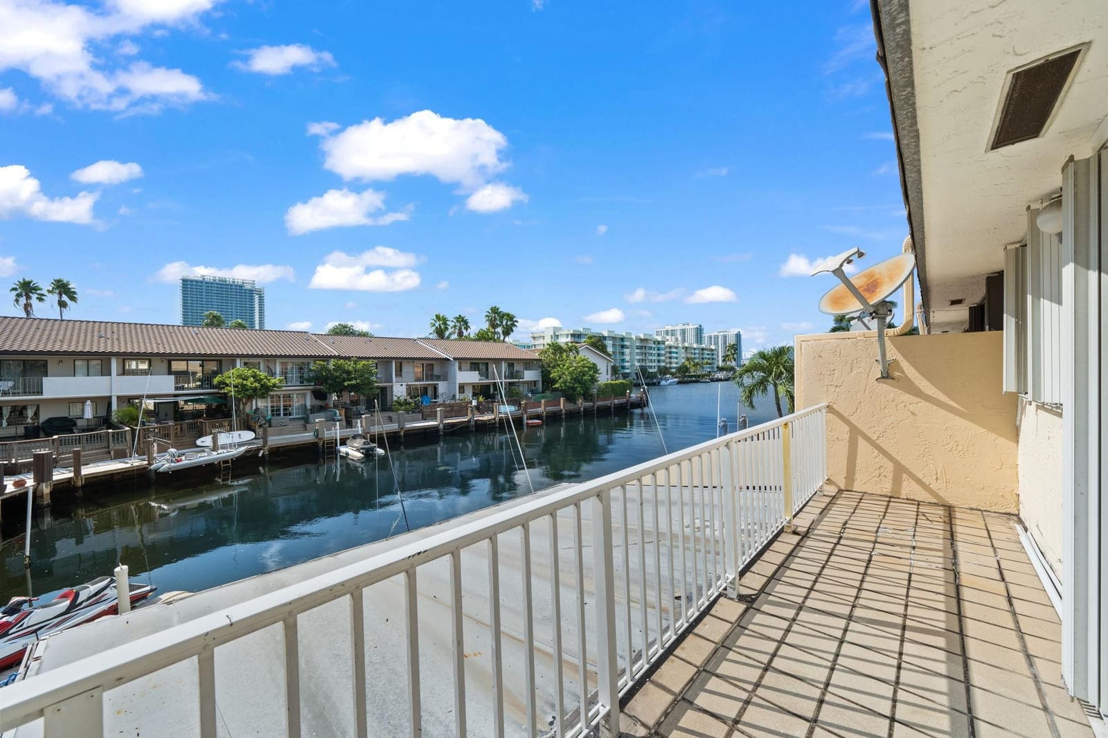 16470 NE 27TH Place 35, North Miami Beach, FL 33160 photo 18