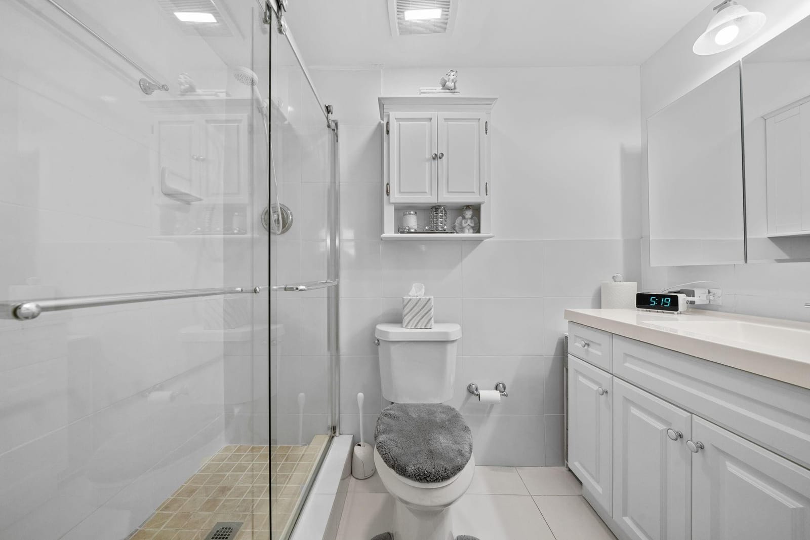 16470 NE 27TH Place 35, North Miami Beach, FL 33160 photo 24