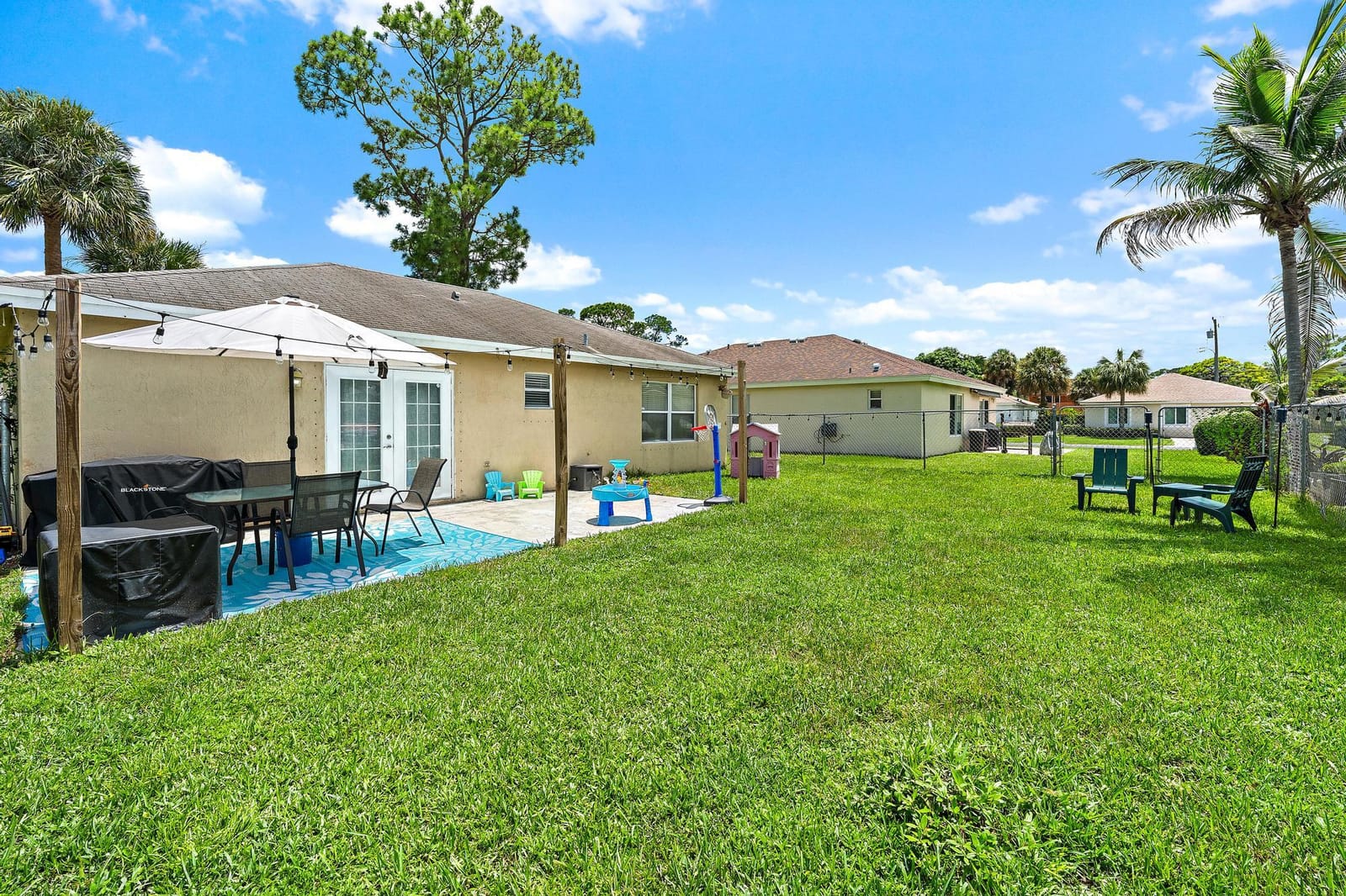 5483 Club Circle, Haverhill, FL 33415 photo 19