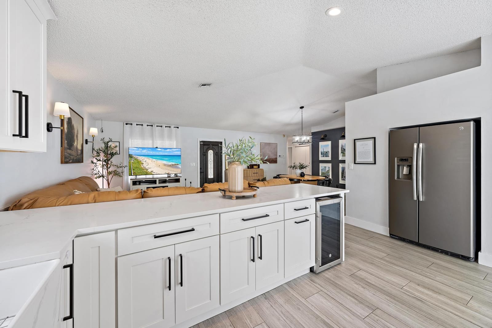 5483 Club Circle — photo 4