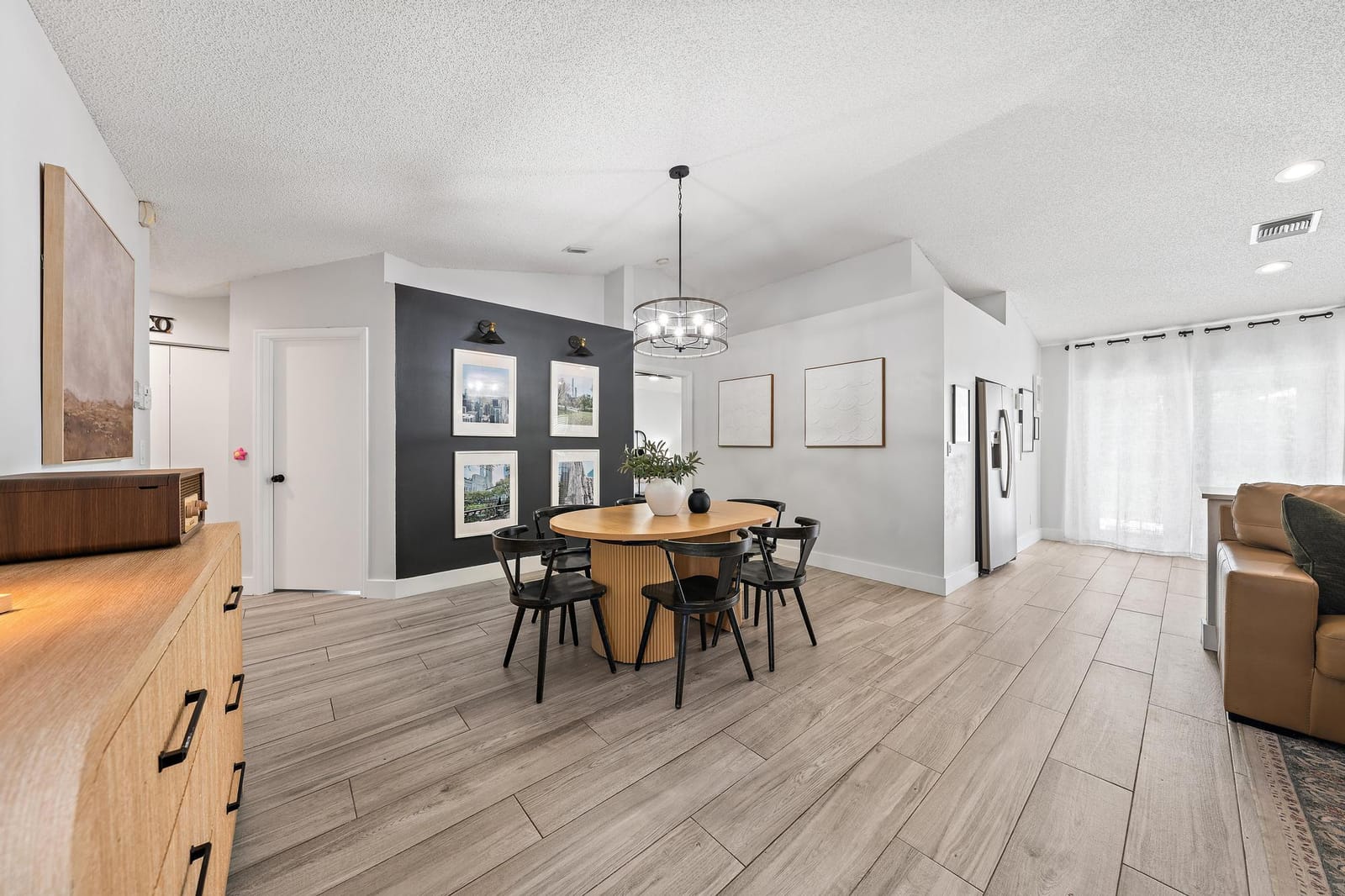 5483 Club Circle — photo 8