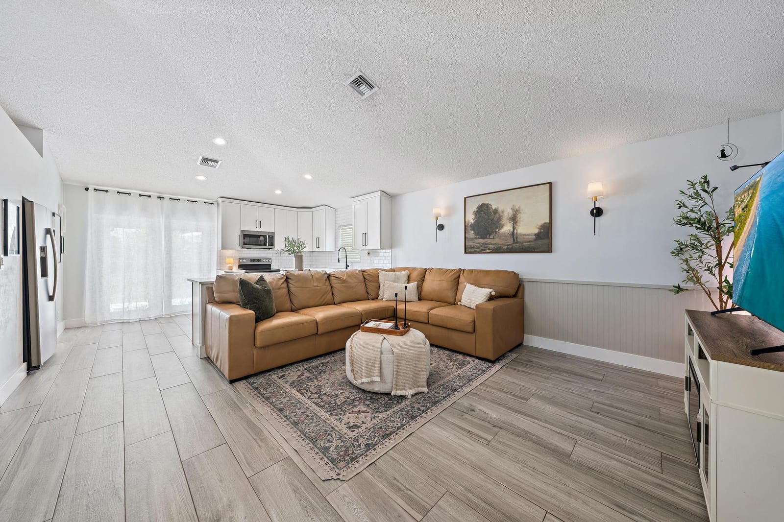 5483 Club Circle — photo 10