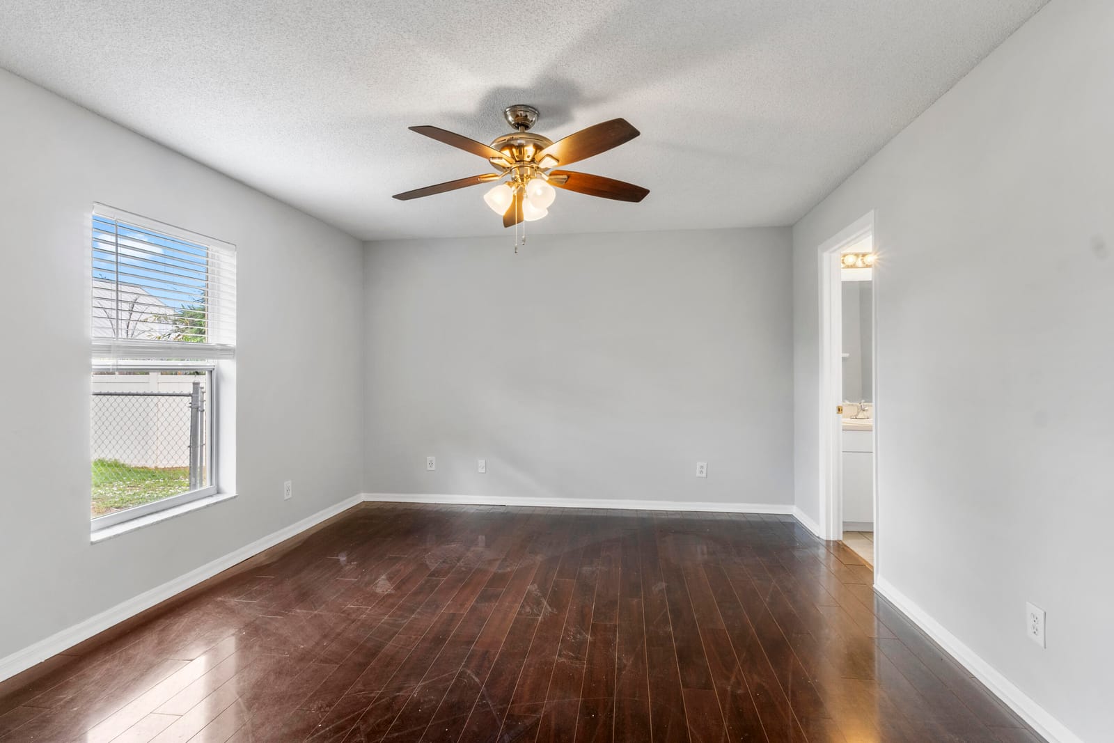 717 Tulip Drive — photo 8