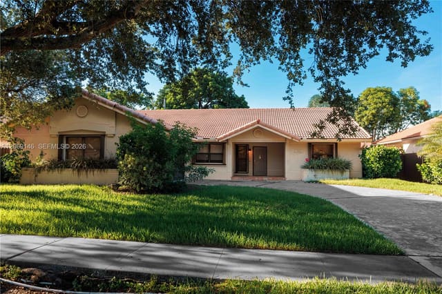 15821 Huntridge Road, sold in ZIP 33331, Southwest Ranches, FL