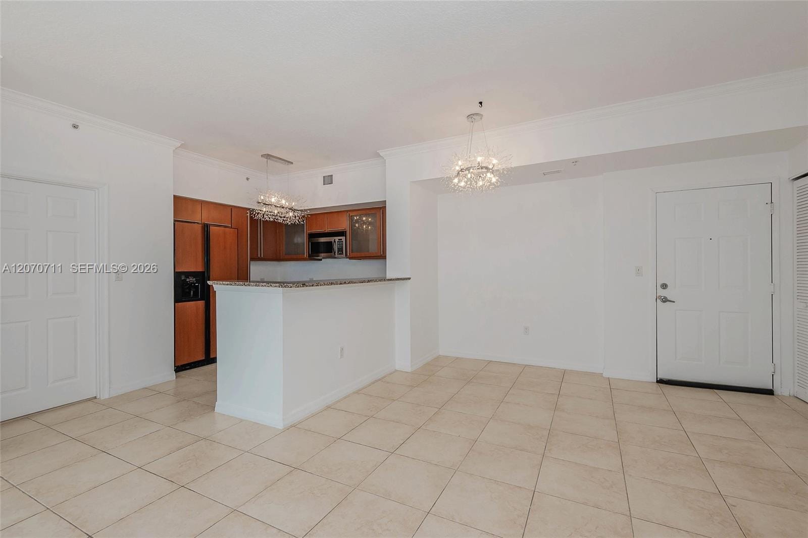 2080 S Ocean Drive MPH09 — photo 12