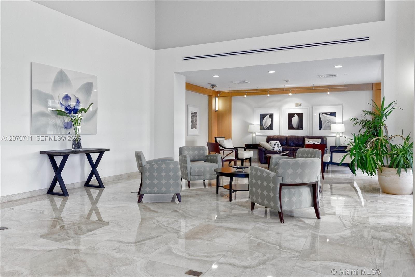 2080 S Ocean Drive MPH09, Hallandale Beach, FL 33009
