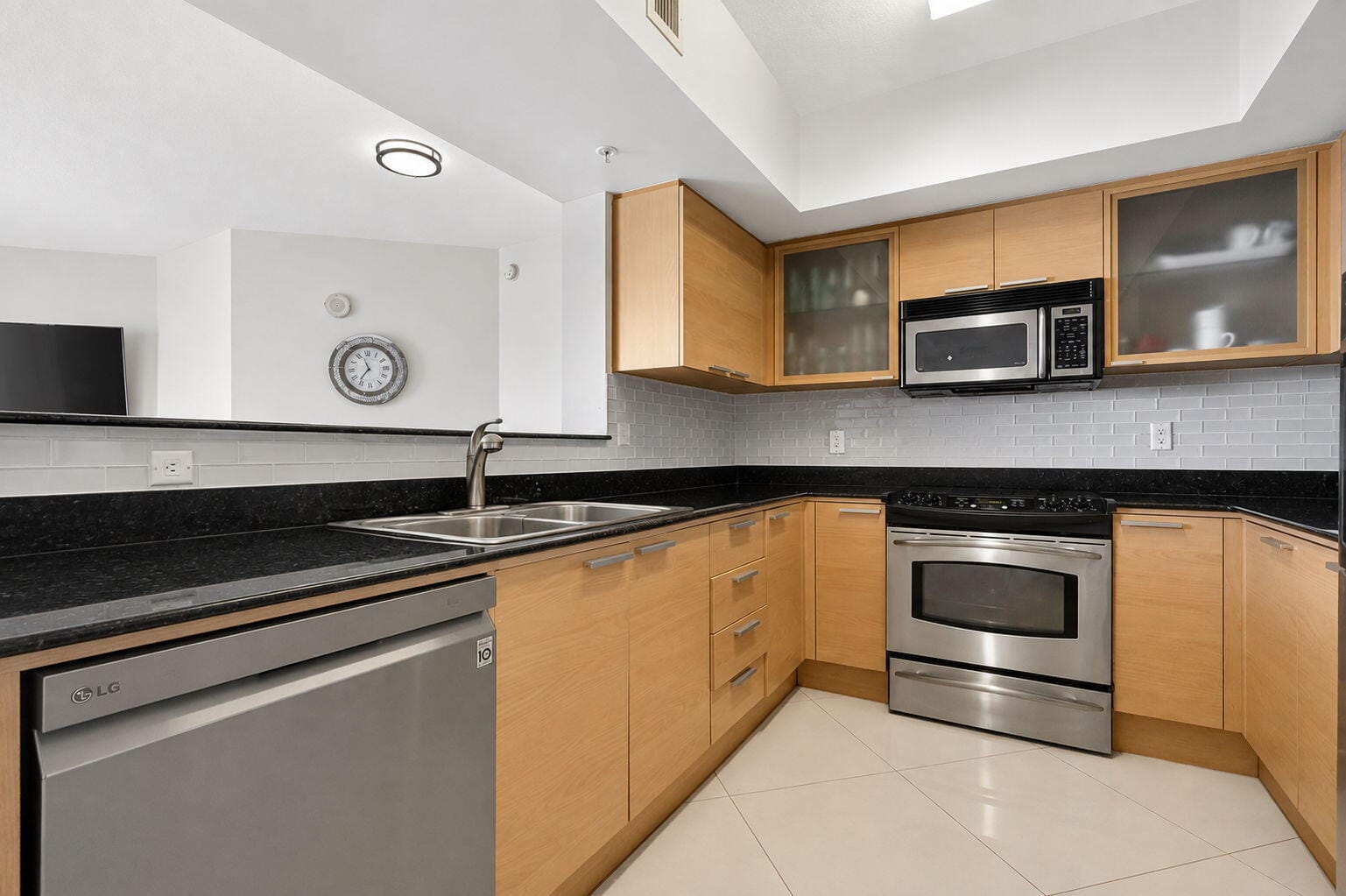 16699 Collins Avenue 3509, Sunny Isles Beach, FL 33160 photo 9