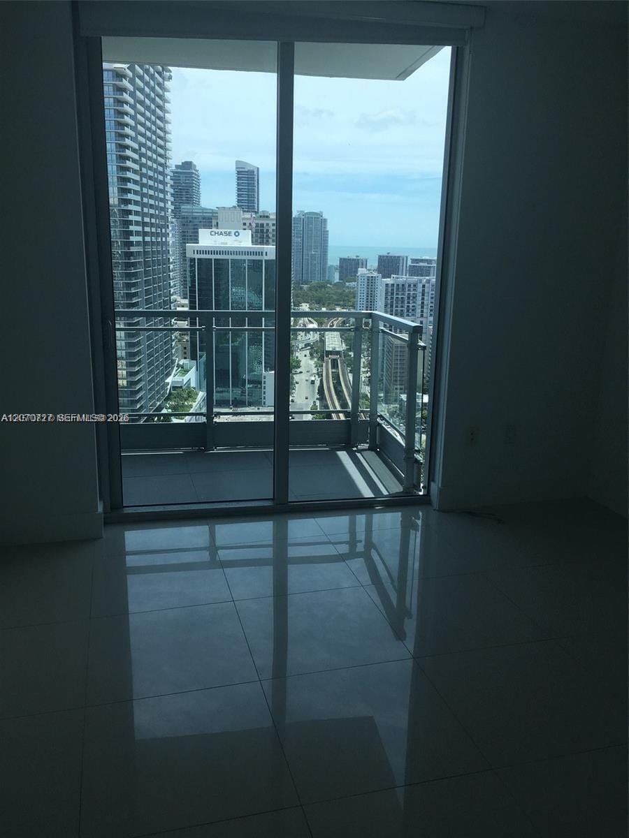 92 SW 3rd Street 3402 — photo 11