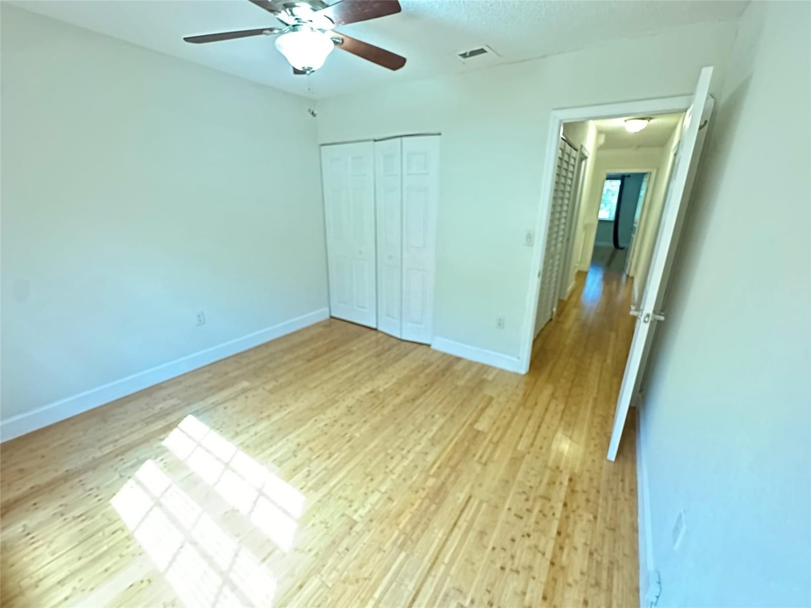 12624 NW 11TH Court, Sunrise, FL 33323 photo 16