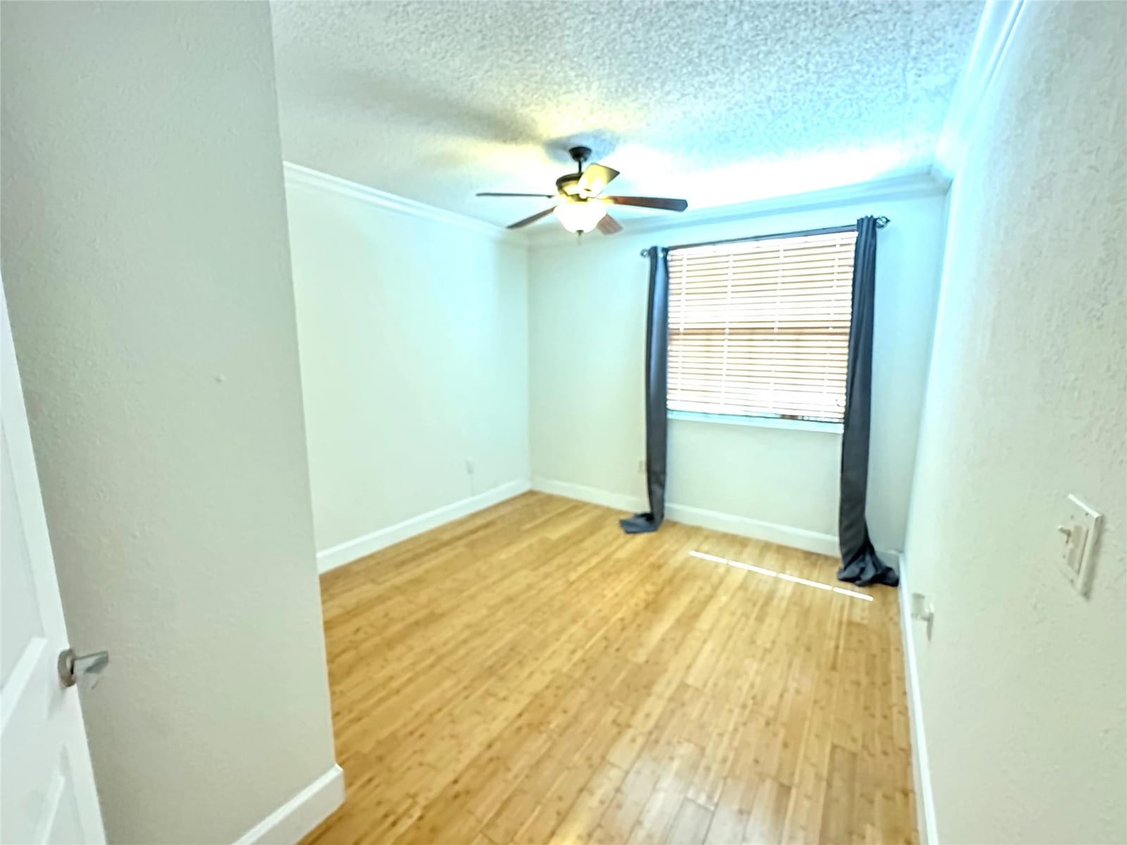 12624 NW 11TH Court, Sunrise, FL 33323 photo 17
