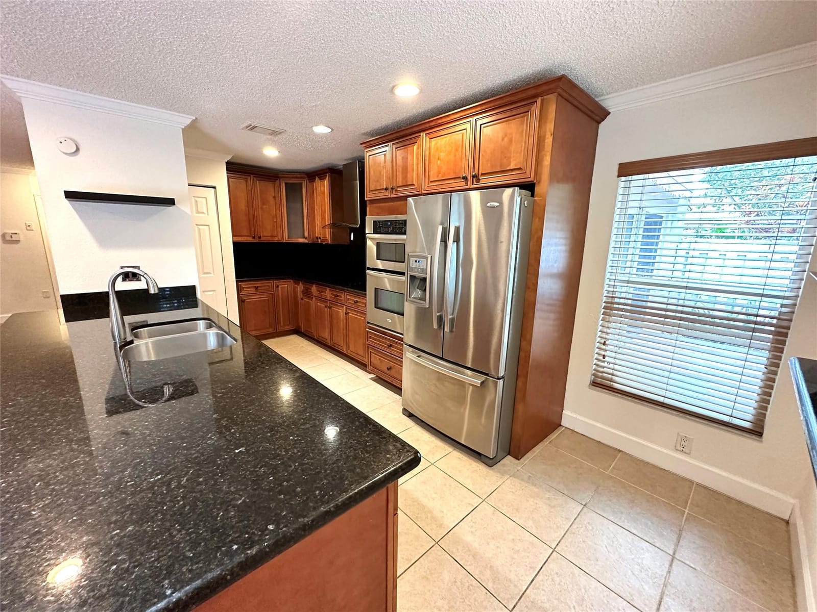 12624 NW 11TH Court, Sunrise, FL 33323 photo 6