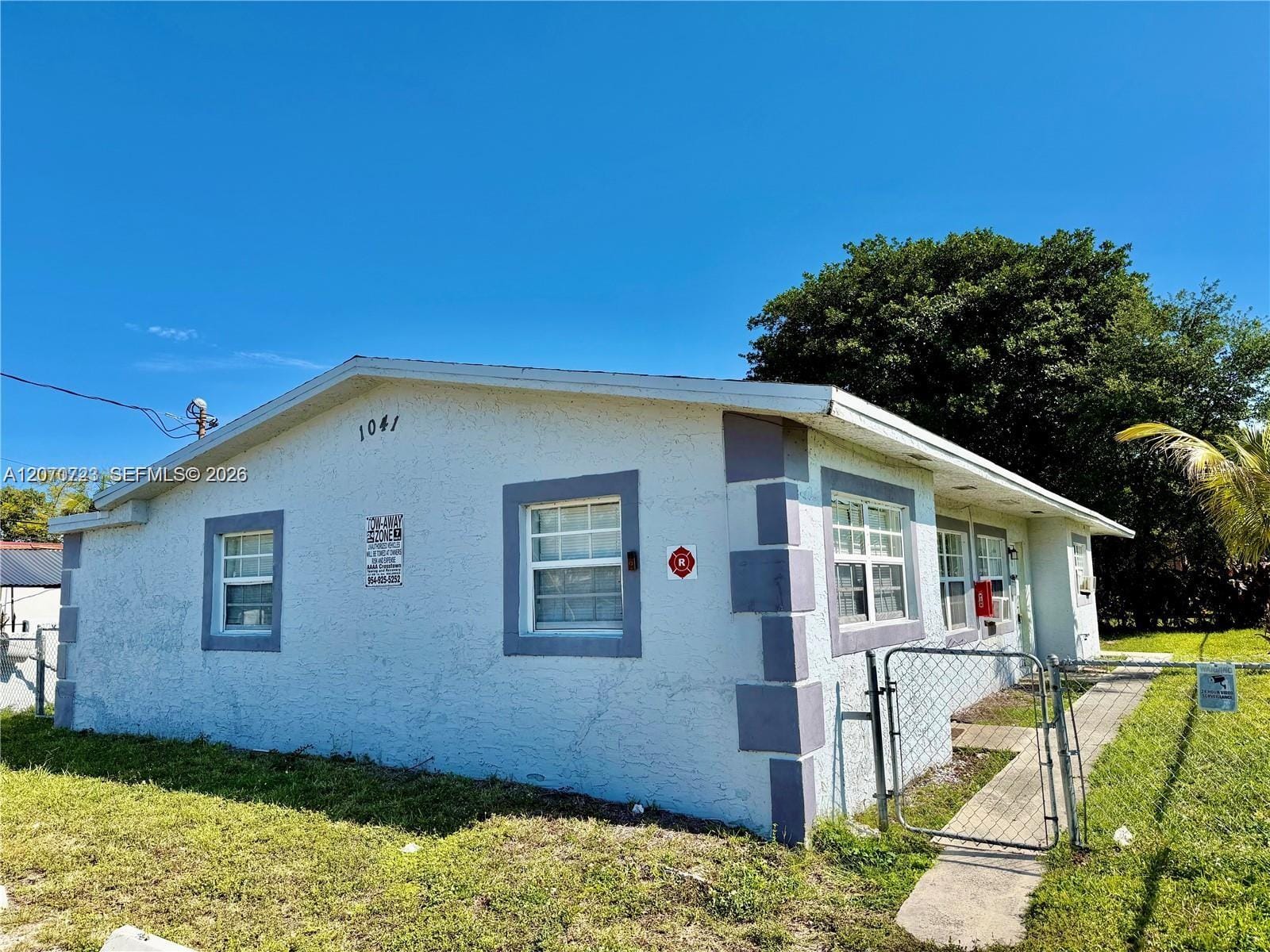 1041 NW 7th Court, Hallandale Beach, FL 33009